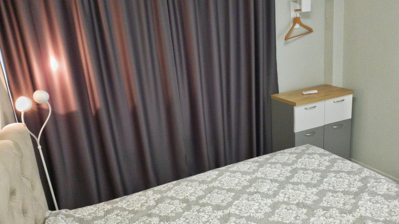 Cozy Studio Near The Park With Huge Verandah. Veliko Tarnovo Exterior photo